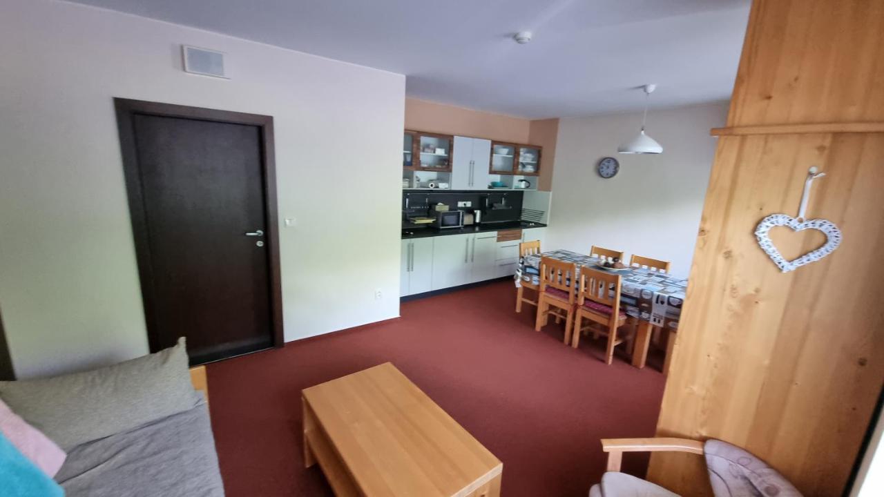 Vysoké Tatry Apartman Mariana מראה חיצוני תמונה