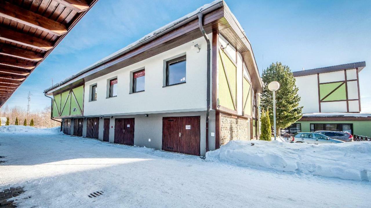 Vysoké Tatry Apartman Mariana מראה חיצוני תמונה